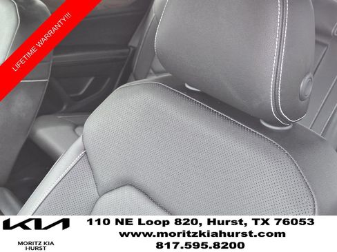 Used 2025 Volkswagen Atlas SE FWD image 20