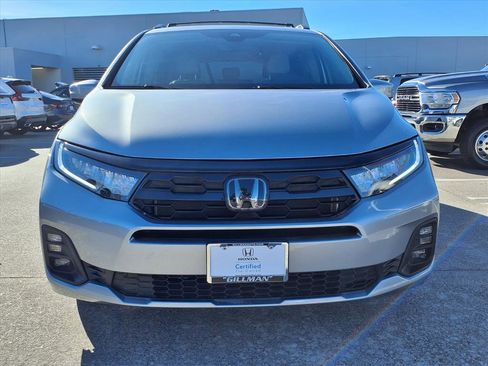Certified 2025 Honda Odyssey Touring image 18