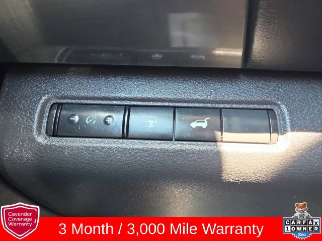 Used 2022 Nissan Pathfinder SL w/ SL Premium Package FWD image 10