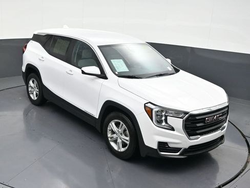 Used 2022 GMC Terrain SLE image 21