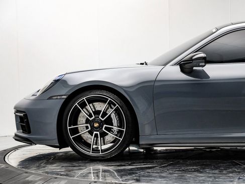 Used 2024 Porsche 911 Carrera GTS image 8