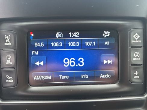 Used 2016 Chrysler 200 S image 18