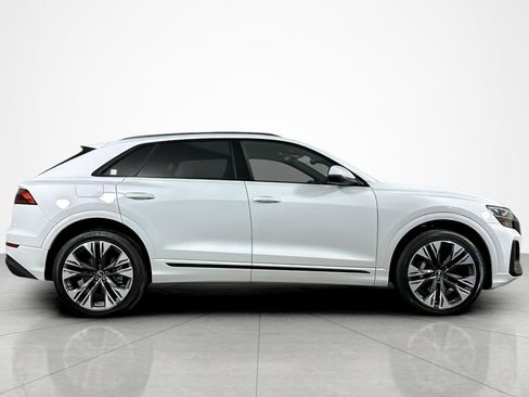 Used 2025 Audi Q8 Premium w/ Black Optic Package image 6