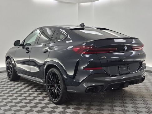 Used 2021 BMW X6 M50i AWD/4WD image 3