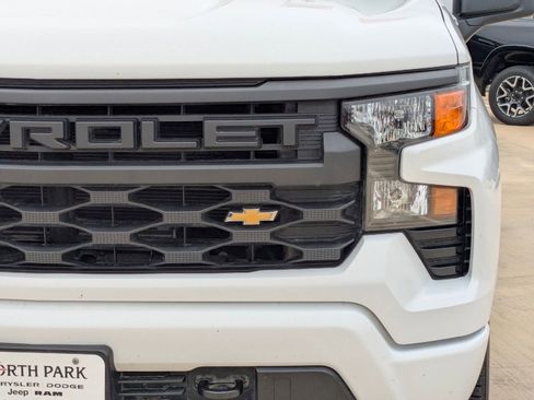 Used 2024 Chevrolet Silverado 1500 Custom image 9