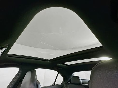 Used 2022 Mercedes-Benz C 300 C 300 image 31