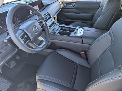 New 2025 Nissan Armada SV image 11