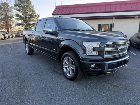 Used 2015 Ford F150 Platinum w/ Max Trailer Tow Package image 4