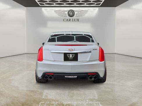Used 2017 Cadillac CTS V w/ Luxury Package RWD image 4