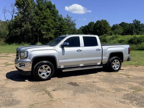 Used 2017 GMC Sierra 1500 SLT w/ Suspension Package, Off-Road AWD/4WD image 1
