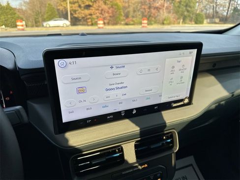 New 2025 Ford Maverick Lobo image 16