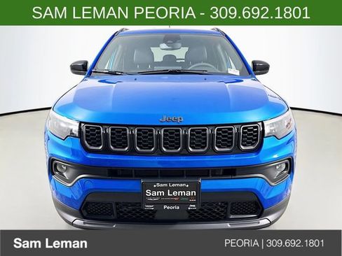 New 2026 Jeep Compass Latitude image 2