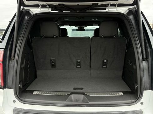 Used 2024 Chevrolet Tahoe Premier image 22