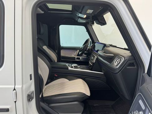 Used 2024 Mercedes-Benz G 550 image 16
