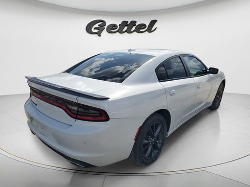 Used 2023 Dodge Charger SXT w/ Blacktop Package image 4