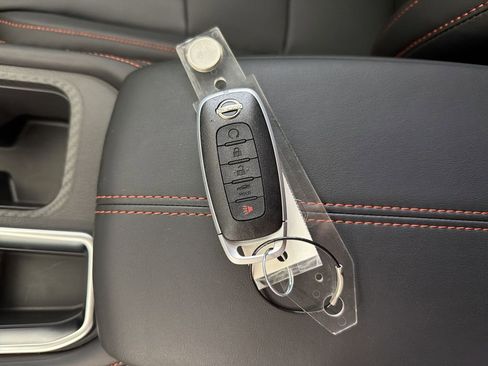 Certified 2025 Nissan Sentra SR w/ SR Premium Package image 30