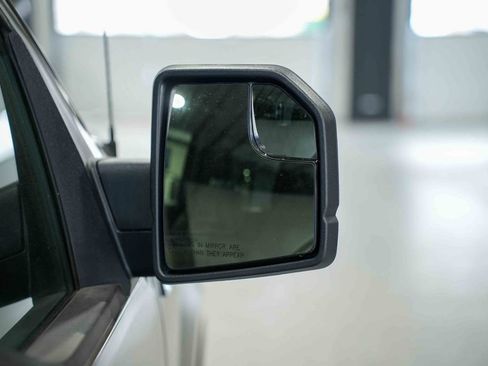 Used 2020 Ford F150 XLT image 12