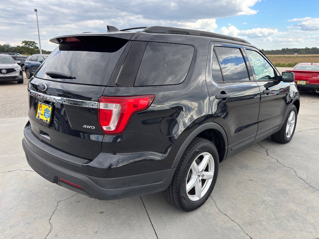 Used 2019 Ford Explorer 4WD image 4