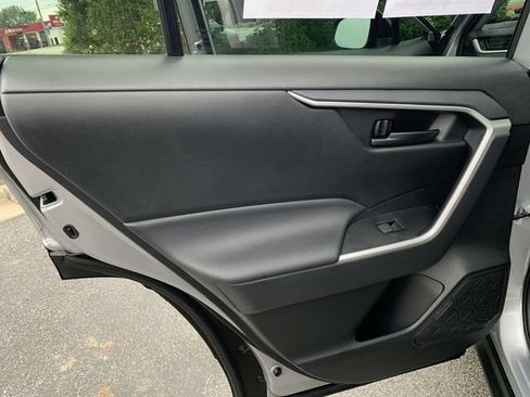 Certified 2024 Toyota RAV4 LE AWD/4WD image 15