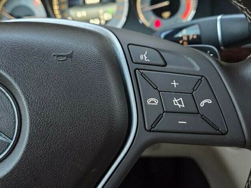 Used 2014 Mercedes-Benz GLK 250 BlueTEC 4MATIC image 28