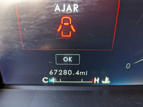 Used 2020 Lincoln Navigator L Reserve w/ Equipment Group 201A Reserve image 6