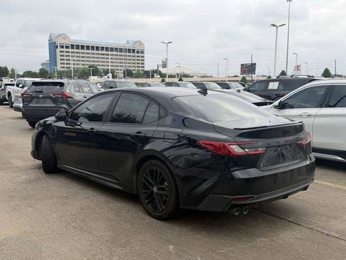 Certified 2025 Toyota Camry SE w/ Convenience Package FWD image 6