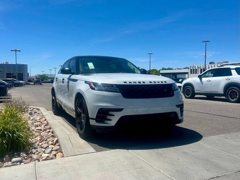 Used 2018 Land Rover Range Rover Velar R-Dynamic HSE AWD/4WD image 4