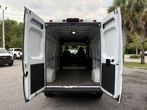 Used 2023 RAM ProMaster 2500 FWD image 23