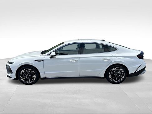 Certified 2026 Hyundai Sonata SEL FWD image 4