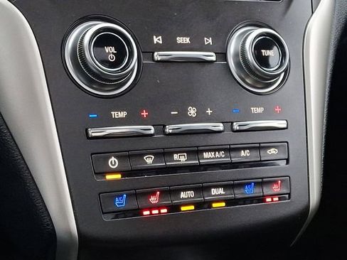 Used 2019 Lincoln MKC Reserve w/ MKC Climate Package image 19