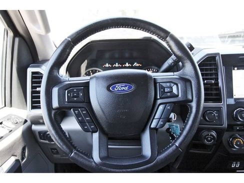 Used 2018 Ford F150 XLT w/ Equipment Group 302A Luxury AWD/4WD image 14