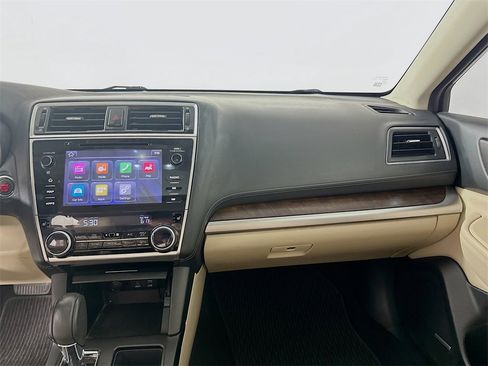 Used 2018 Subaru Outback 2.5i Limited image 20