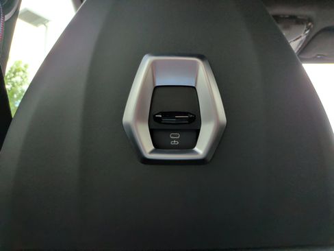Used 2024 BMW X5 M Competition AWD/4WD image 39