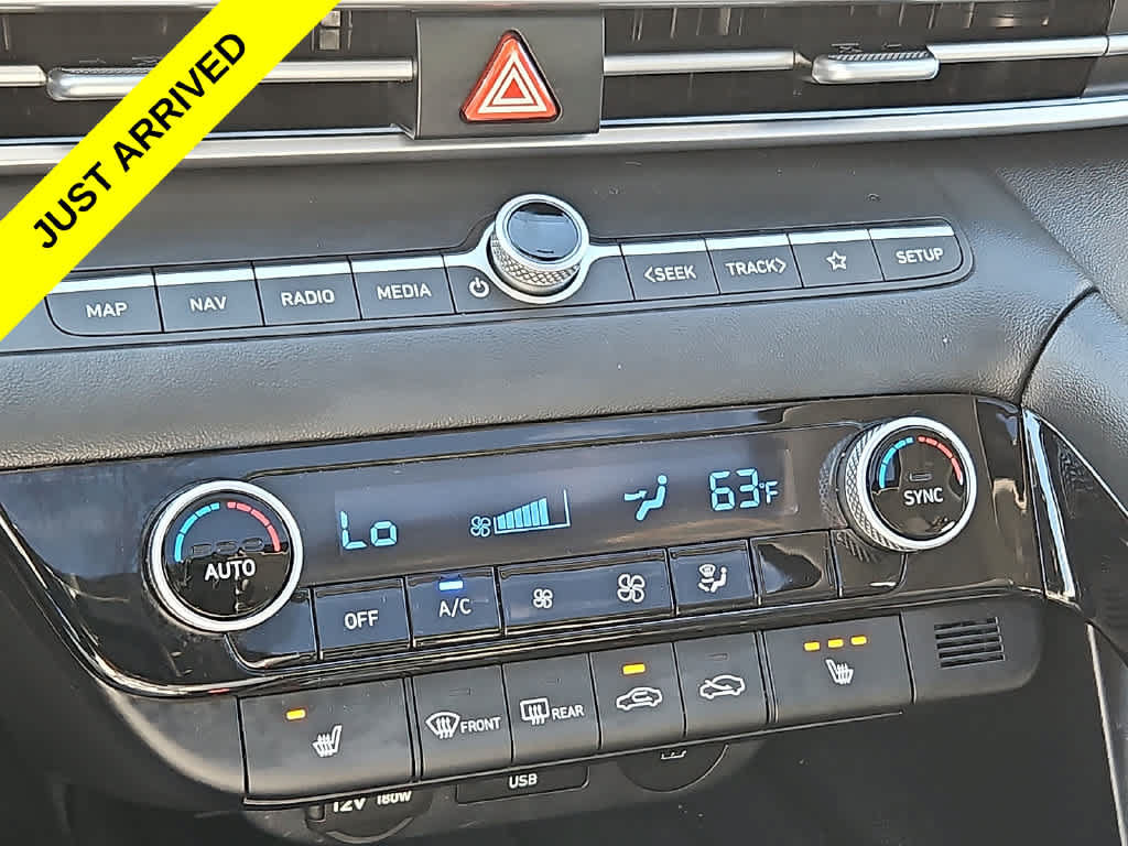Used 2025 Hyundai Elantra Limited FWD image 15