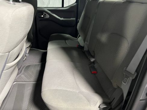 Used 2021 Nissan Frontier SV AWD/4WD image 18