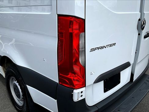 Certified 2025 Mercedes-Benz Sprinter 2500 image 27