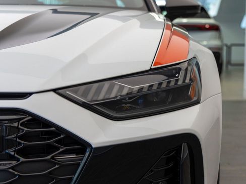 Used 2025 Audi RS 6 performance image 15