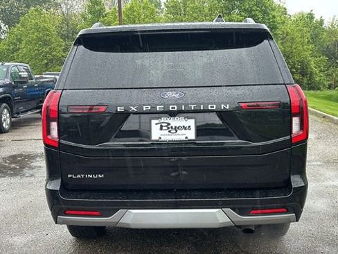 Used 2025 Ford Expedition Platinum AWD/4WD image 30