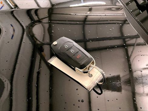 Used 2022 Ford EcoSport S AWD/4WD image 9