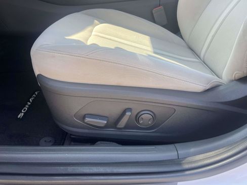 Used 2023 Hyundai Sonata SEL w/ Convenience Package FWD image 10