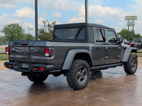 Used 2021 Jeep Gladiator Rubicon AWD/4WD image 2