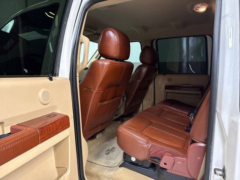 Used 2012 Ford F250 King Ranch w/ FX4 Off Road Pkg image 32