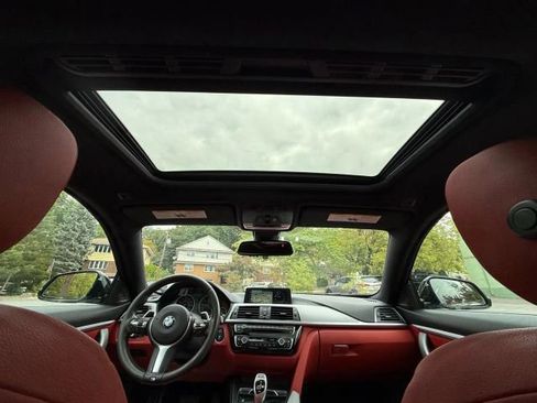 Used 2018 BMW 440i xDrive Coupe w/ M Sport Package image 28