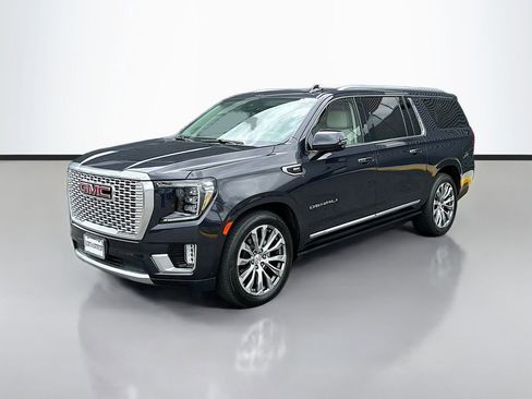 Used 2024 GMC Yukon XL Denali w/ Denali Reserve Package AWD/4WD image 1
