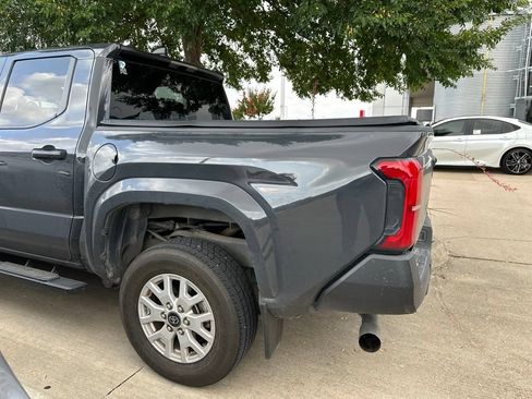 Used 2024 Toyota Tacoma SR RWD image 3