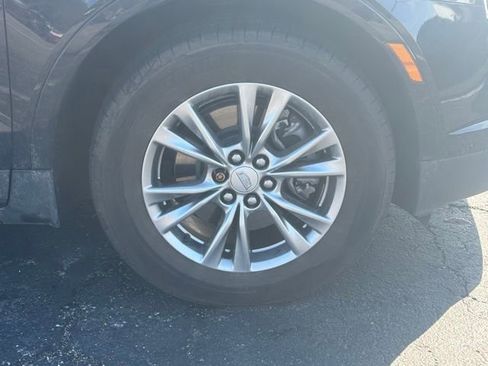 Used 2022 Cadillac XT5 Premium Luxury image 5