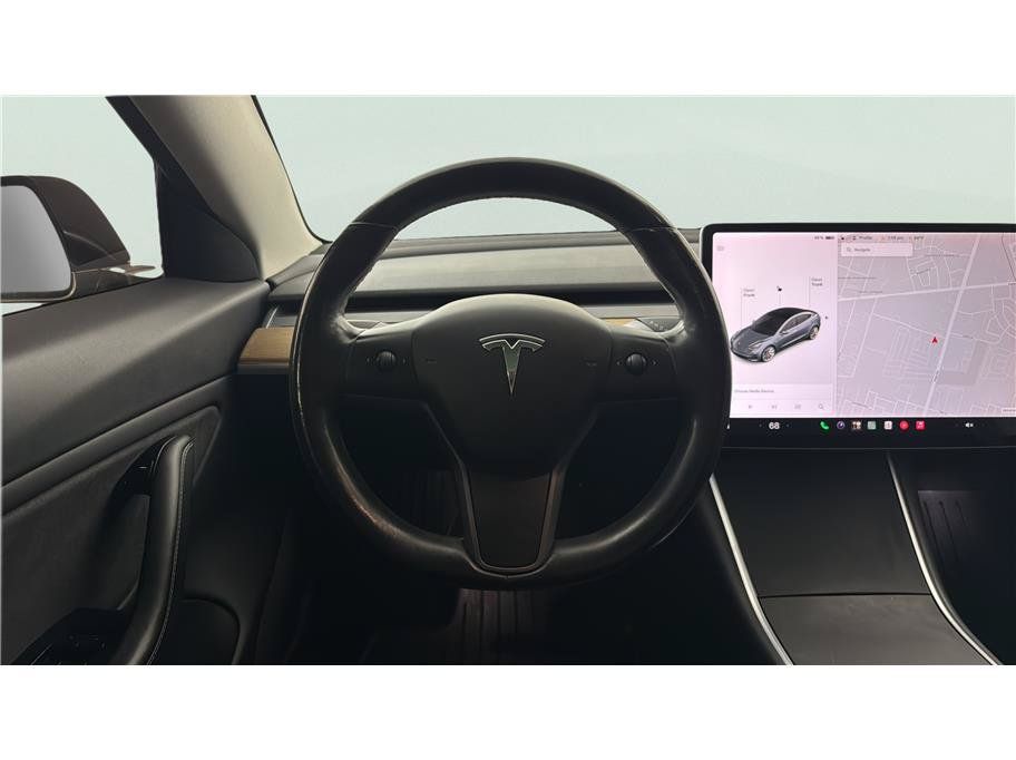 Used 2018 Tesla Model 3 Long Range RWD image 26
