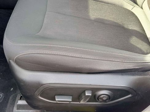 Used 2023 Jeep Grand Cherokee L Laredo w/ Luxury Tech Group I image 15