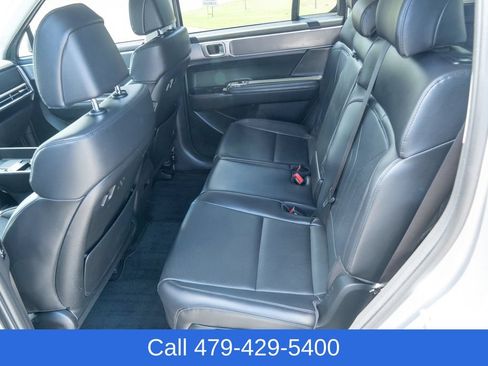 Used 2024 Hyundai Santa Fe SEL FWD image 31