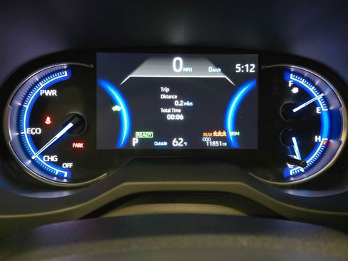 Certified 2025 Toyota RAV4 XLE w/ Convenience Package AWD/4WD image 11
